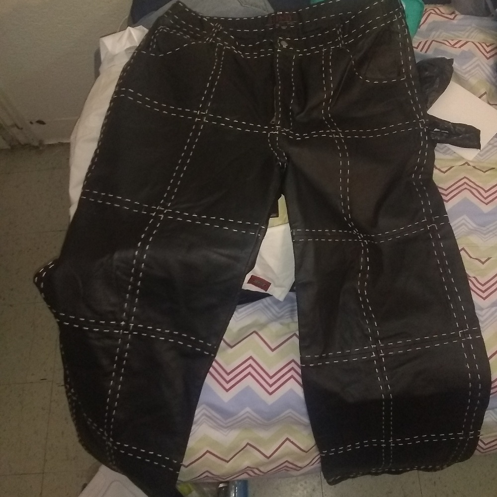 Hind leather outfit